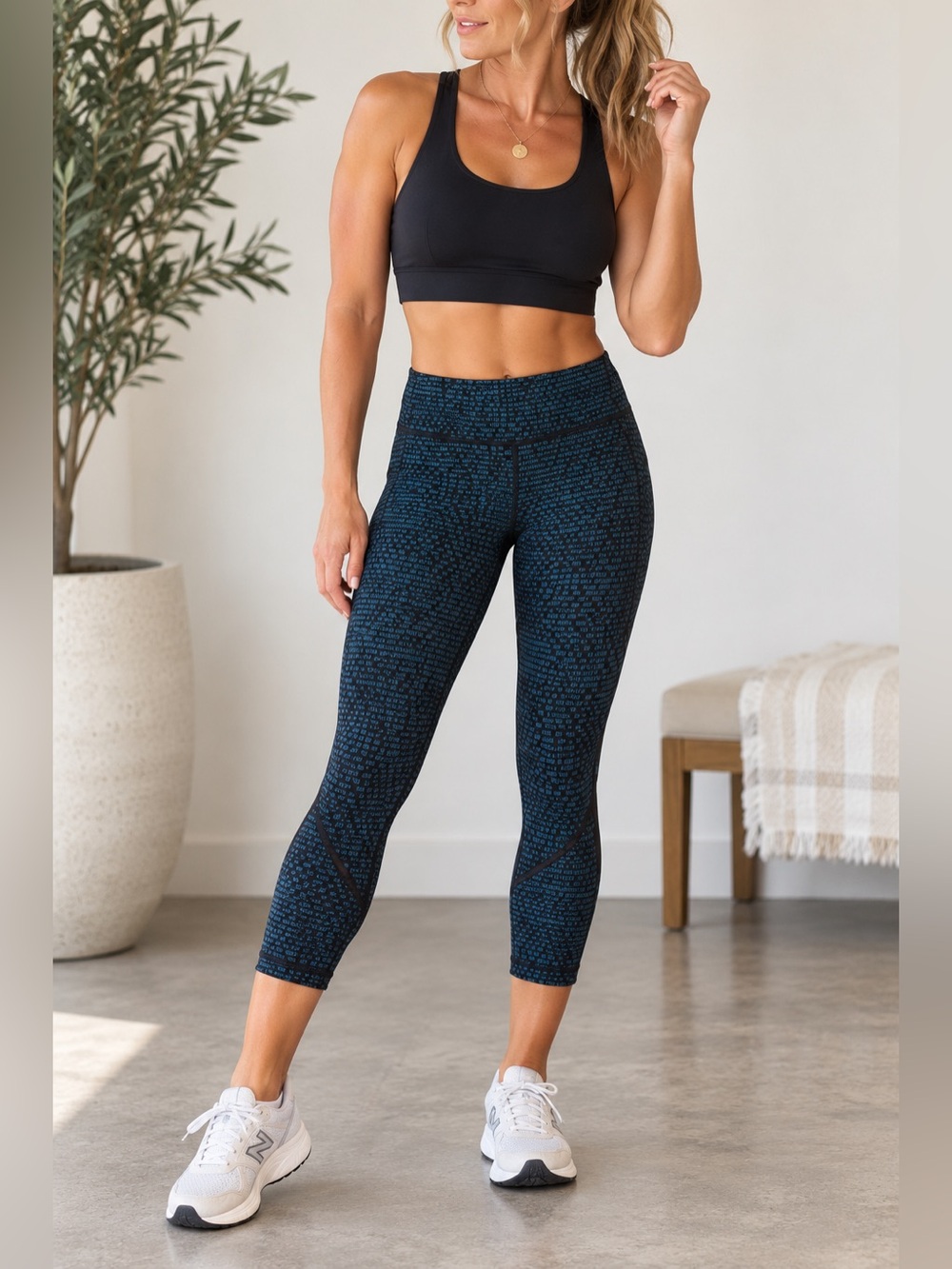 Lululemon Free Runner Crop 19” Shatter Weave Leggings Blue Black Size 2